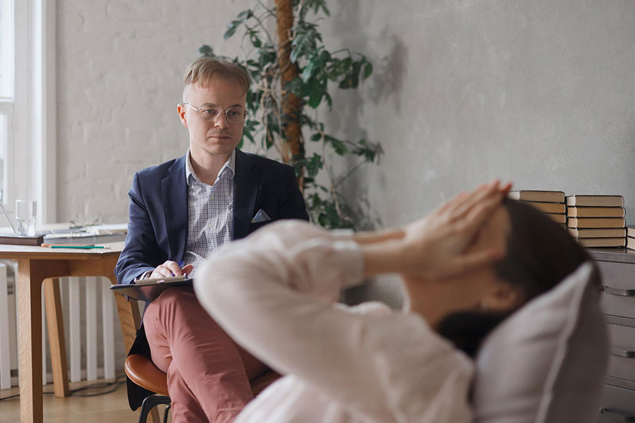 Psikoterapiye Gitmek İçin Krize Girmek Zorunda Değilsiniz